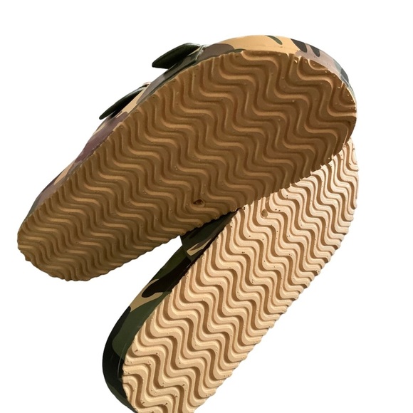 Camouflage, Madden Girl sandals Size 9 #1041 - Picture 4 of 5